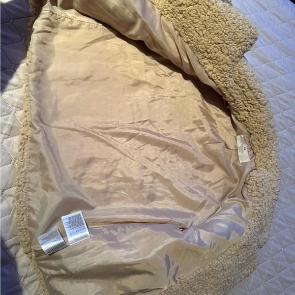 H&M girls teddy Sherpa jacket cropped coat size 9/10 - Picture 2 of 4